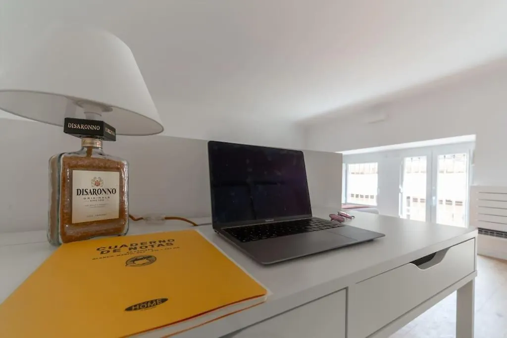 Milano Loft-Hosted By Sweetstay 0*, Milan Italy